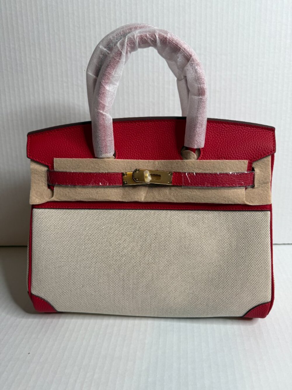 Beautiful Custom Designer Shoulder bag (Bright Red) - Picture 5 of 9